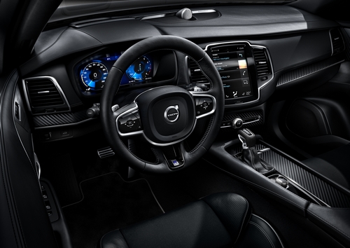 Volvo-XC90-R-Design-Interieur